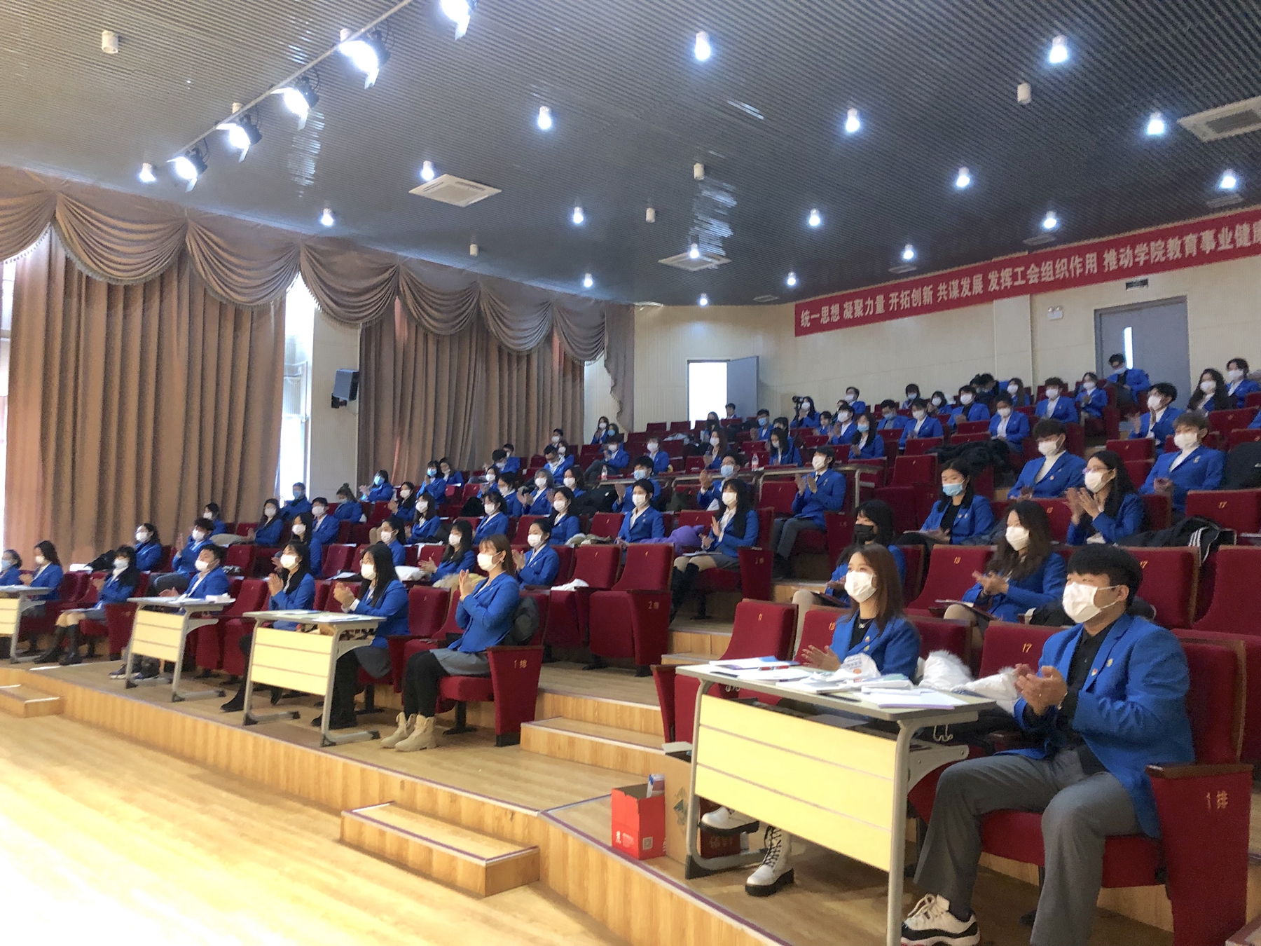 十八禁午夜福利免费网站高清免费