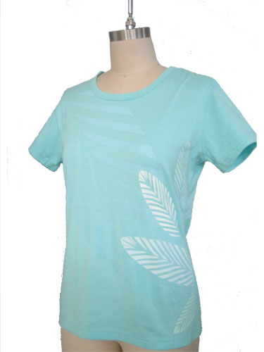 T恤夏季的时尚搭配